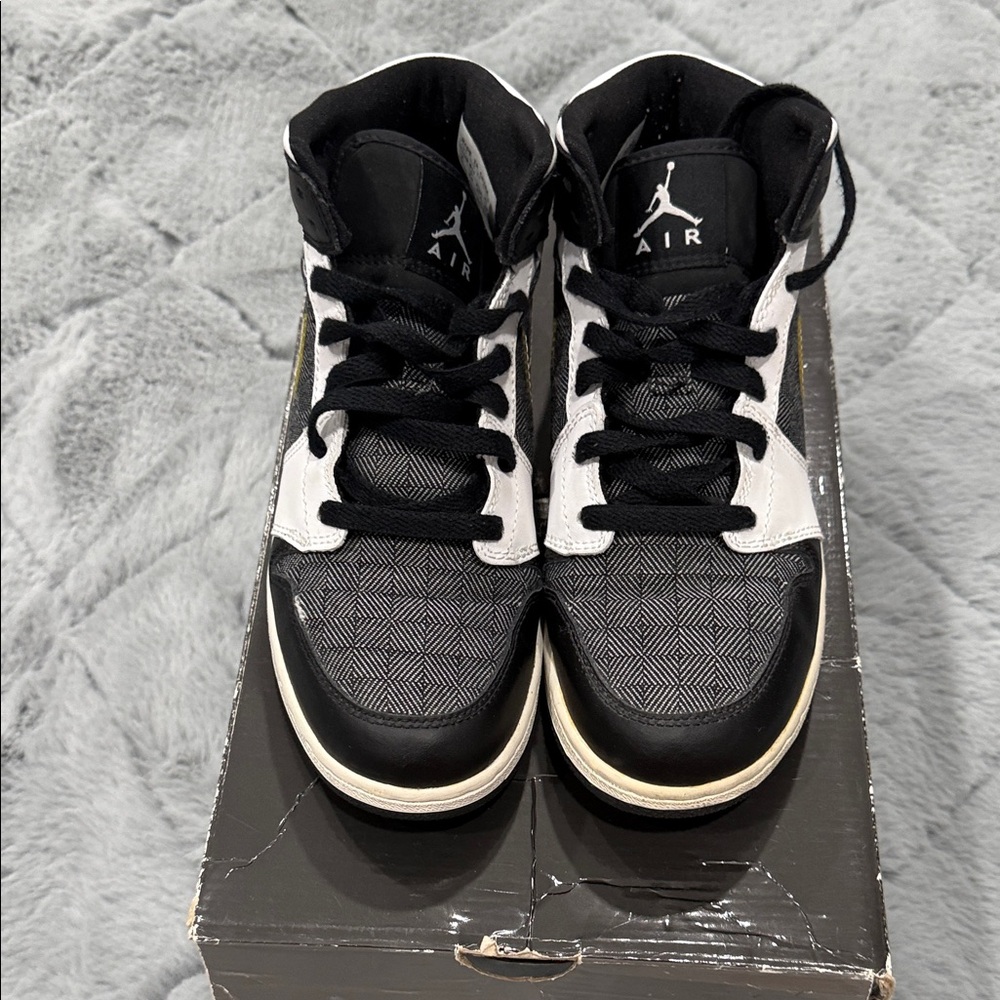 Air Jordan 1 (GS)